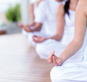 Yoga med Gina Kverneng